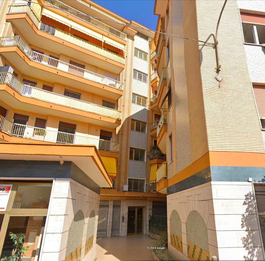 Appartement La Casa Della Posta à Vallecrosia Extérieur photo